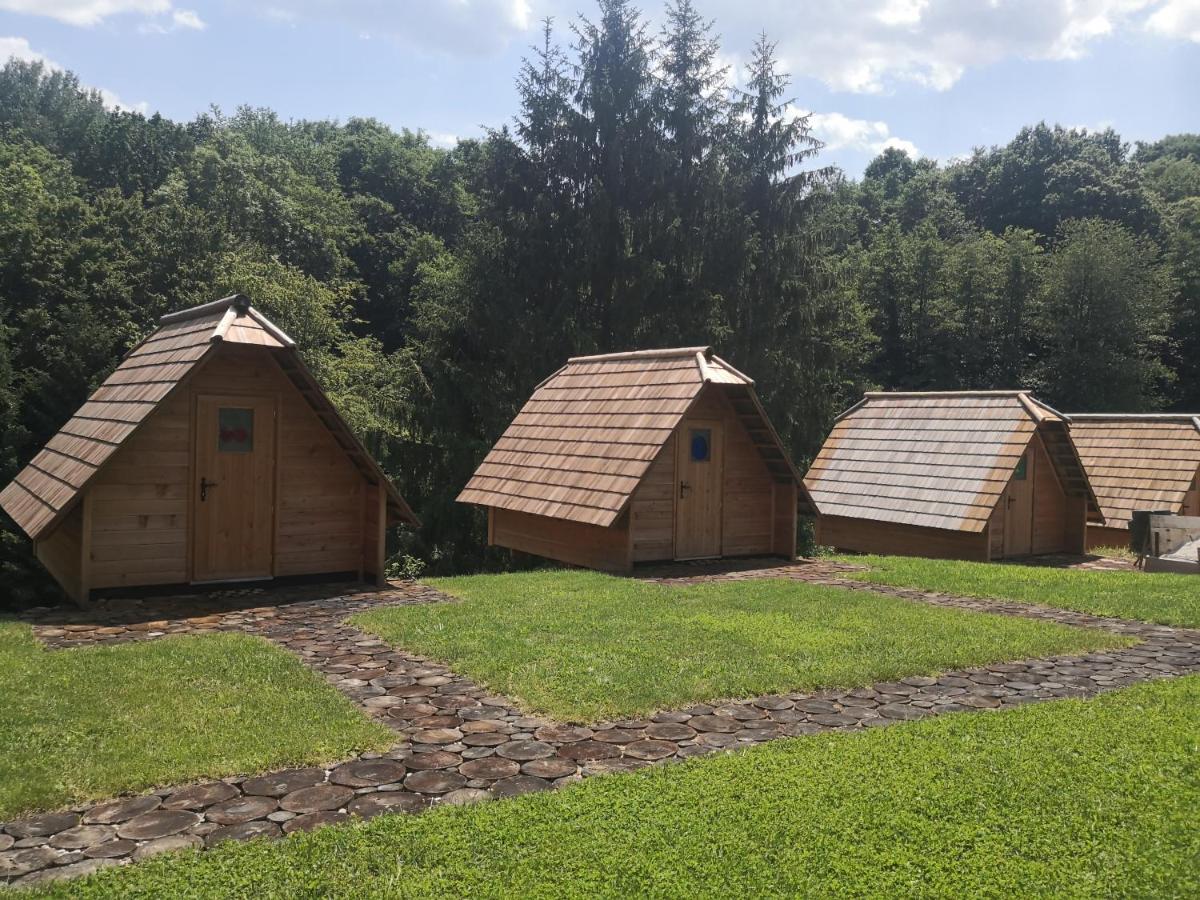 Glamping Naselje Zeleni Turizem Otel Makole Dış mekan fotoğraf