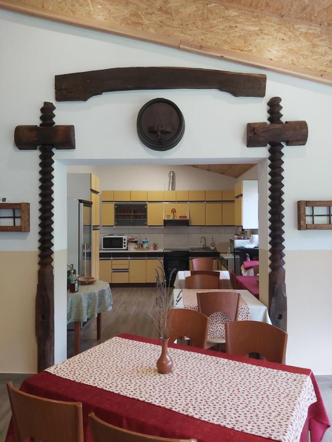 Glamping Naselje Zeleni Turizem Otel Makole Dış mekan fotoğraf